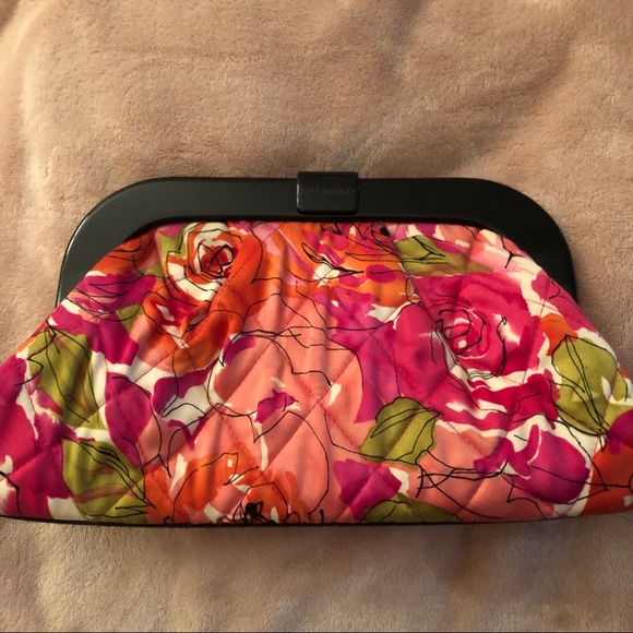 Vera Bradley Handbags - Vera Bradley clutch